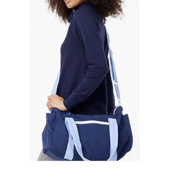 NWT J. Crew Factory Nylon Weekend Duffel Bag Blue Adjustable Strap BJ915 OS - Picture 9 of 9